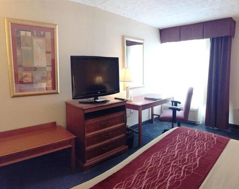 Comfort Inn Near Martinsville Speedway Exterior photo