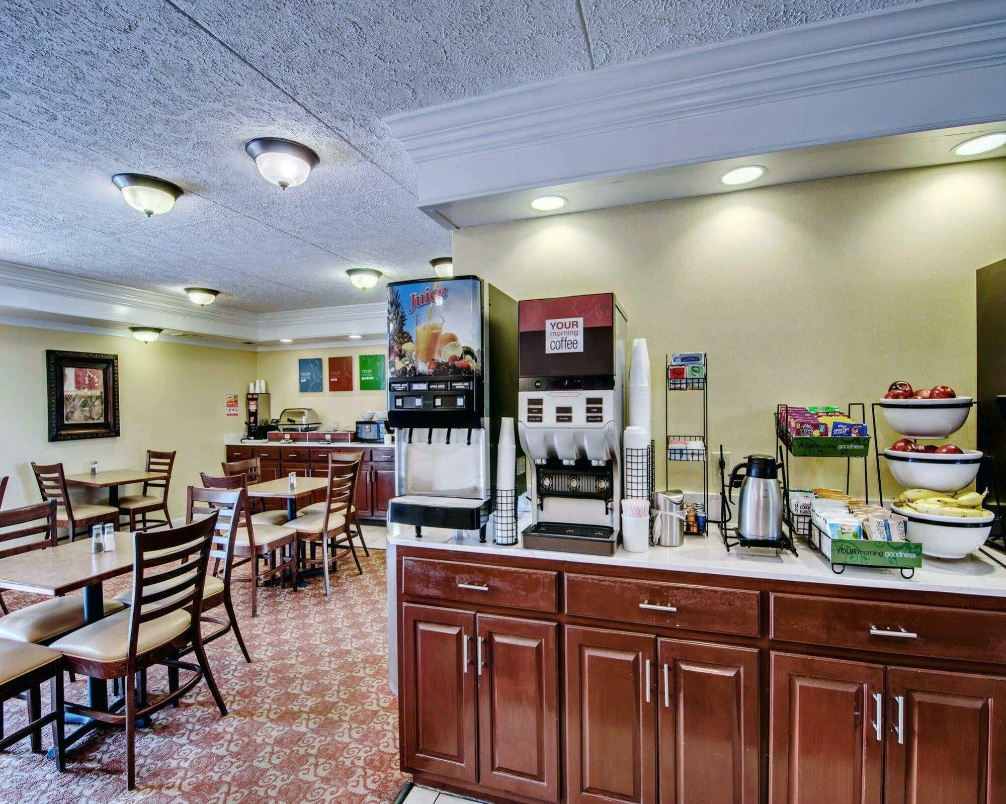 Comfort Inn Near Martinsville Speedway Exterior photo