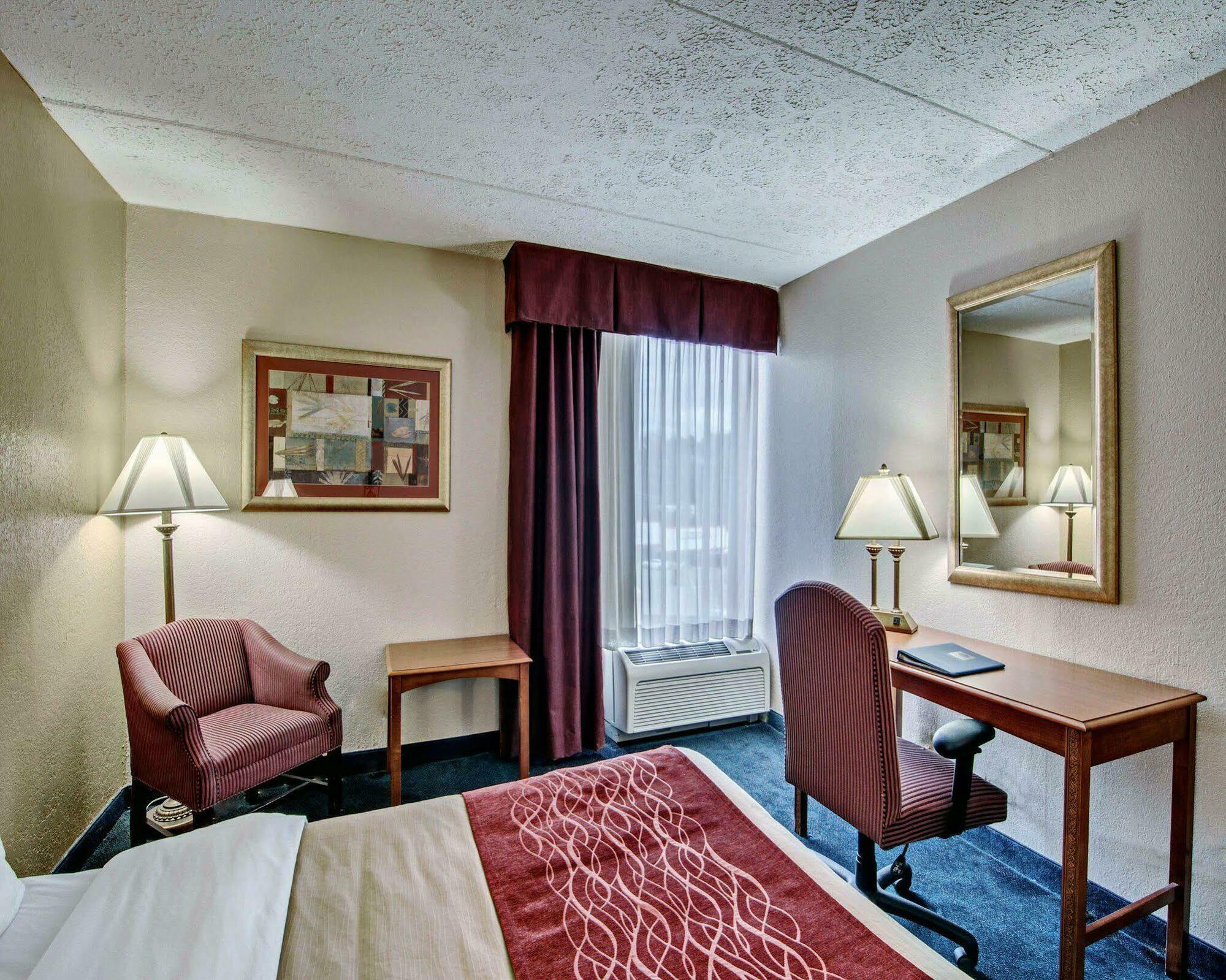 Comfort Inn Near Martinsville Speedway Exterior photo